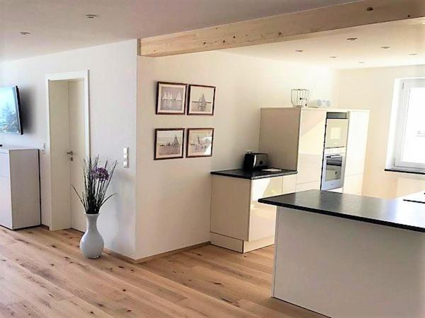 Bodensee Apartments Meersburg Sonnhalde Экстерьер фото